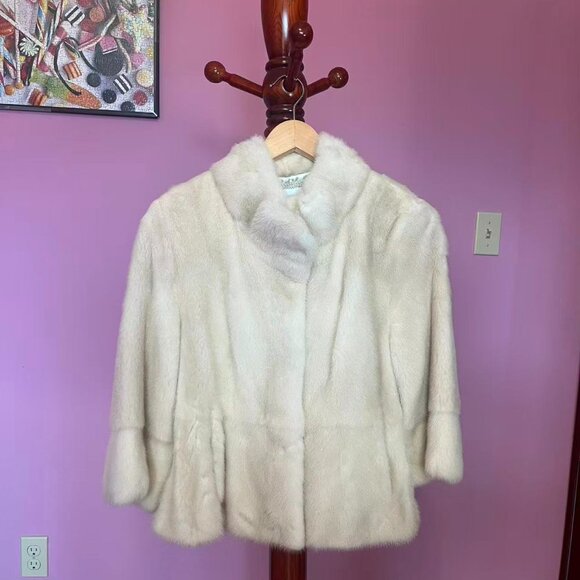 Dong Jin Fur Other - Beige mink fur coat - never worn!